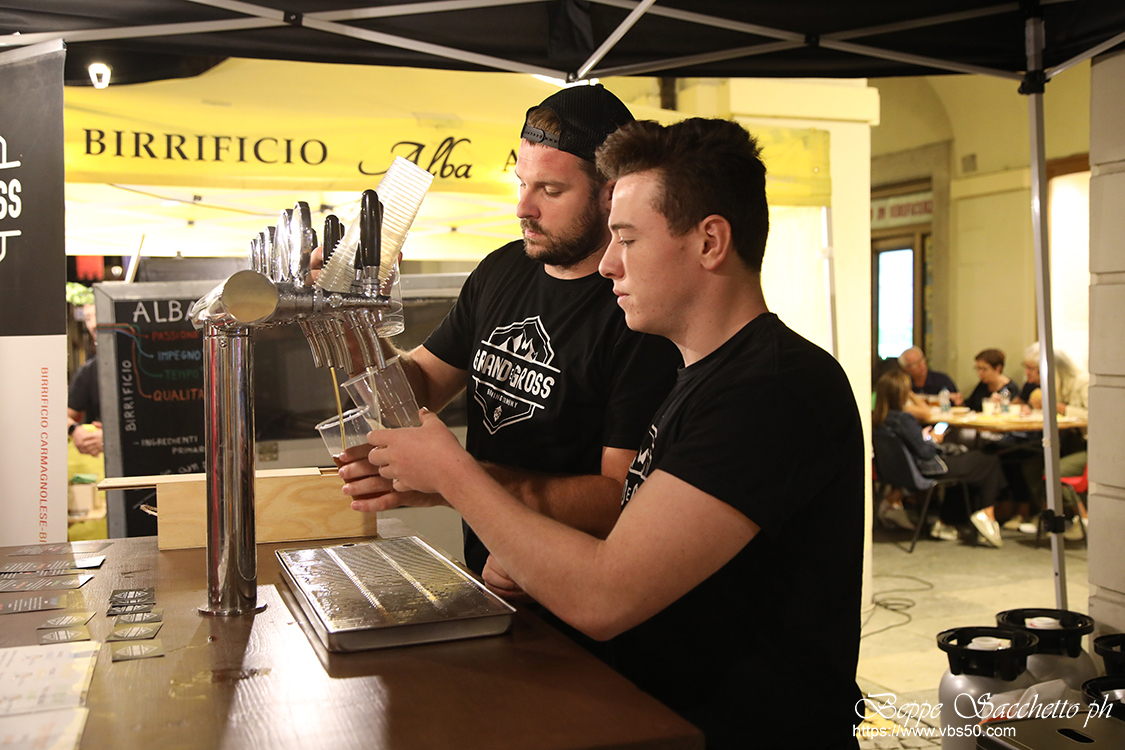 VBS_8320 - VBS_7864 - A Tutta Birra 2022 - ProLoco San Damiano d'Asti - Set vocals Ale Morbell & DJ Cucky.jpg